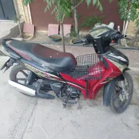 موتور سیکلت بی کلاژ درون شهری