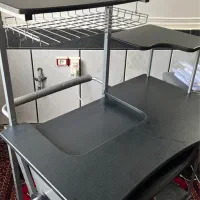 میز کامپیوتر حرفه ای