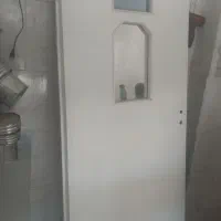 در اتاق و کمد دیواری