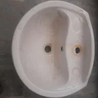 روشویی کوچک دیواری