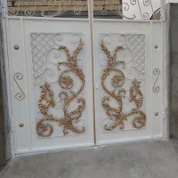 رنگ آمیزی درب و پنجره و ساختمان