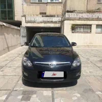 هیوندای i30