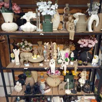 فروش مجسمه و لوازم چوبی اشپزخانه