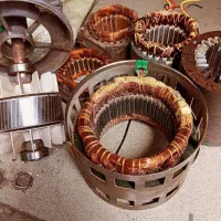 خرید نقدی انواع ضایعات و فلزات در محل|عمده‌فروشی|کرج, گلشهر|دیوار