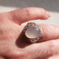 فروش دو عدد انگشتر عقیق یمنی سفید کهنه