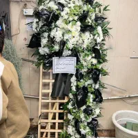 تاج گل ارزان مربوط به مراسم ترحیم