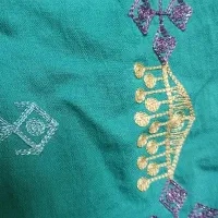 دو تیکه ساروفن و رویه ی سوزن دوزی