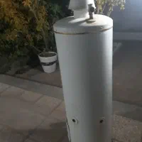 آبگرمکن و کپسول اتش نشانی خالی