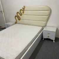 فروش تخت خواب ۲ نفره با پاتختی و میز تلوزیون