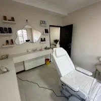 واگذاری کیلینیک زیبایی با تجهیزات و دستگاه لیزر