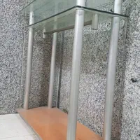 میز شیشه ای