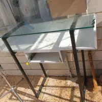 رگال و مانکن و میز پیشخوان و رگال و چوب کار