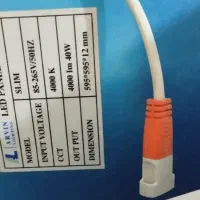 مهتابی سایز 60 در 60 در حد نو سالم 2 عدد با هم