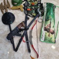 وسایل بچه|اسباب‌بازی بچه|ری, شهادت|دیوار