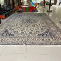 فرش دست بافت نایین ۹ لا