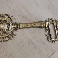 جاکلیدی برنز