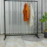 کافی بار.رگال.آیینه