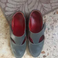کفش چرم سایز ۴۰ و ۴۱