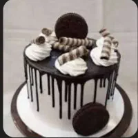 تهیه غذای خانگی و کیک دسر برای مهمانی ها