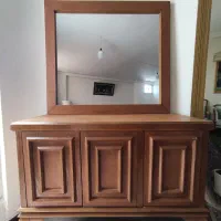 آینه و کنسول چوبی در حد نو
