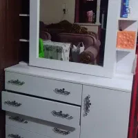 میز دراور اینه