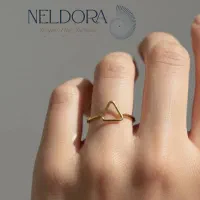 انگشتر مینیمال مثلث