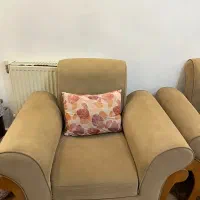 مبل|مبلمان خانگی و میز عسلی|صدرا-فارس, فاز ۱|دیوار