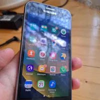 سامسونگ Galaxy J2 با حافظهٔ ۸ گیگابایت