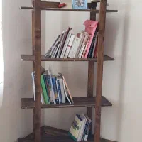 استند کتاب