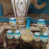 سرویس گلدان پارچ و لیوان با گل ها