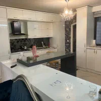 فروش ویلایی حافظ هفت تیر ۲۶۰متر عرصه۳۵۰بنا