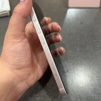 آیفون ۱۶ نرمال