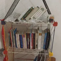 قفسه کتاب فلزی