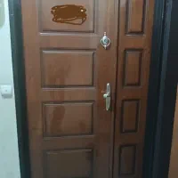 درب ورودی آپارتمان