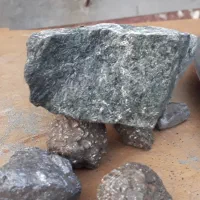 سنگ دارای طلا