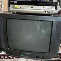 تلوزیون.دستگاه سیدی(جای ۳سیدی داره)