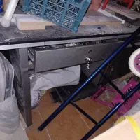 میز دفتری فلزی