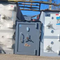 گاوصندوق آریا اتفاع ۶۰ عرض ۴۵ با کلید برنجی