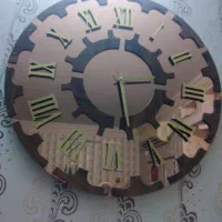 ساعت دیواری