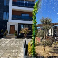 ۵۰۰ متر زمین ۳۷۰ متر بنا خورین