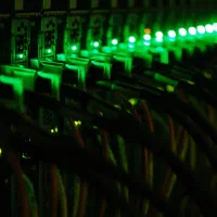 خدمات سِرور،هاستینگ و VPS