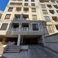 ۷۸متری دوخوابه فول امکانات خوش نقشه روبه آفتاب