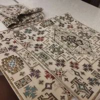 دو عدد رومیزی ودوعدد کاور کوسن