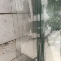 شیشه دست دوم بزرگ