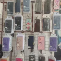 تعدادی قاب گوشی