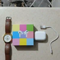 فروش یک عدد ساعت شیک و ایرپاد