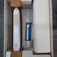 ۲عدد مسواک برقی Oral B کاملا نو صورتی و سفید|آرایشی، بهداشتی، درمانی|تهران, صد دستگاه|دیوار