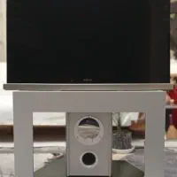 فروش تلویزیون همراه با ست میز و کاناپه