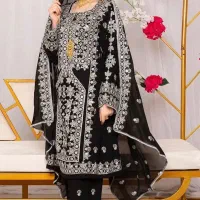 خیاطی درز لباس