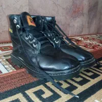 فروش یک جفت بوت زمستانی زنانه نو سایز 39